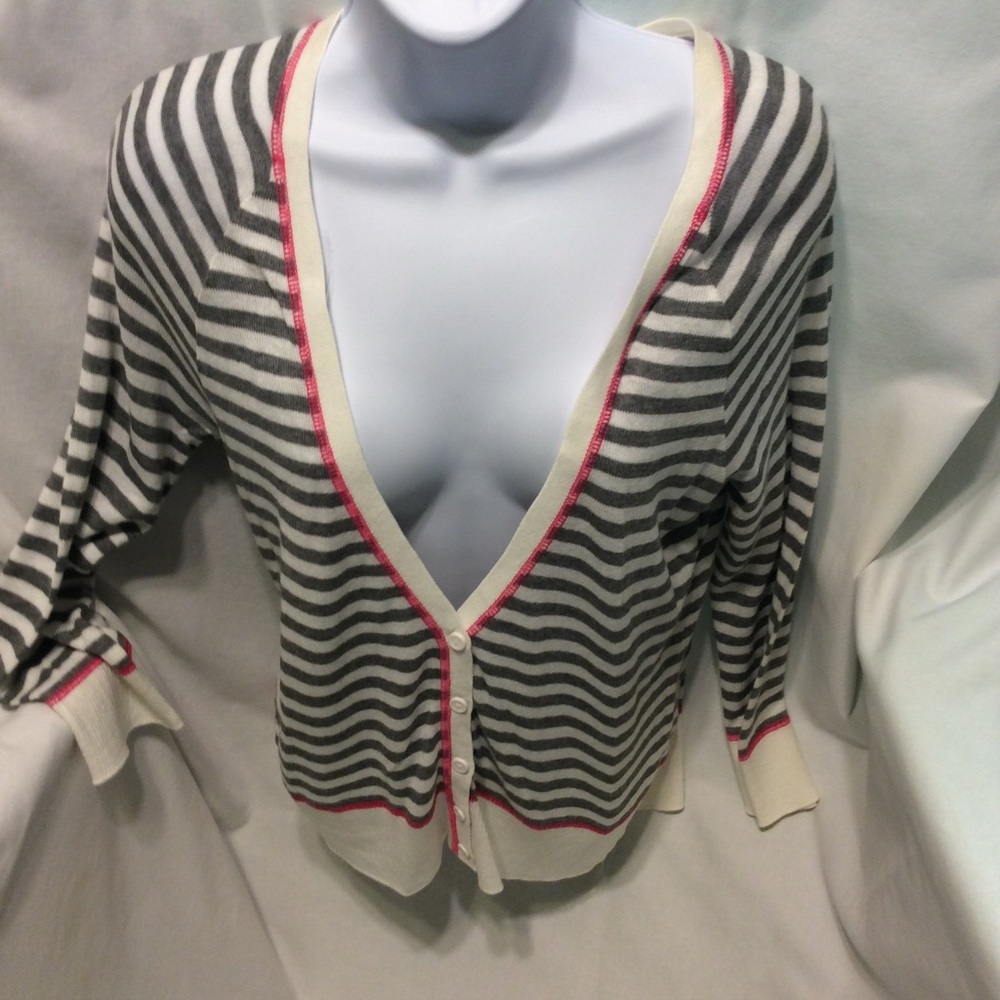 Excellent condition Soho sweater.